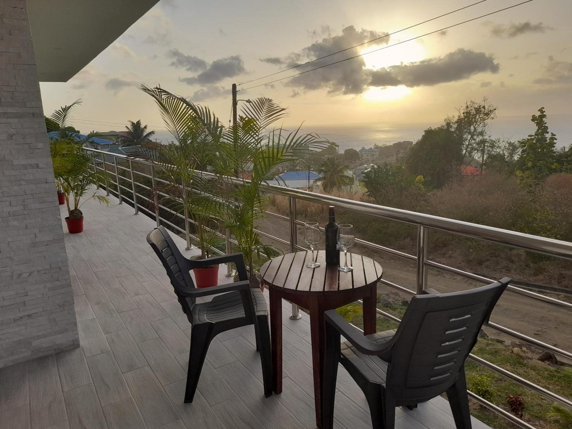 Serenity Seaview Suite Anse La Raye Exterior photo